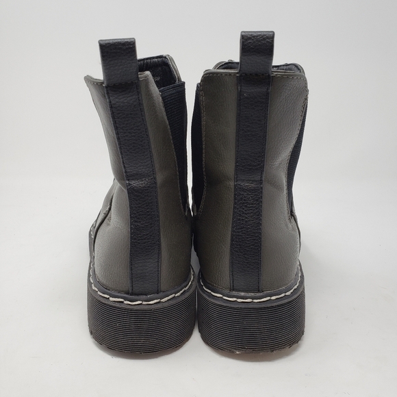 Sincerely Jules Vegan Leather Hippie Black Lug Sole Chelsea Boots Size 8.5 - Picture 6 of 8